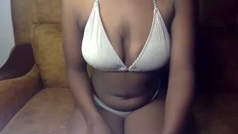 Ellahh online show from July 4, 2026, 1:34 am