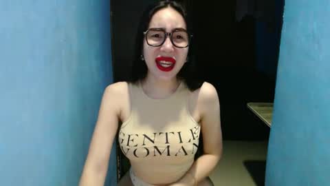 Snapshot of sexy_emily92 chatting on April 13, 2026, 8:53 am sexy_emily92 online show from April 13, 2026, 8:53 am