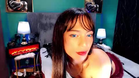 lovelyfebe  online show from April 15, 2026, 4:25 pm