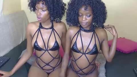 Snapshot of sexy_galfie01 chatting on September 26, 2025, 6:39 am sexy_galfie01 online show from September 26, 2025, 6:39 am