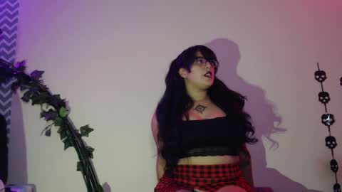    online show from March 11, 2025, 3:02 pm