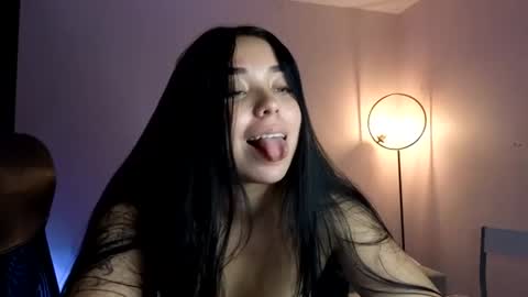 sexy_iriss online show from June 12, 2026, 1:26 am