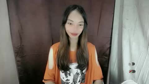 Snapshot of sexy_jeann chatting on November 24, 2025, 11:26 pm Shane online show from November 24, 2025, 11:26 pm