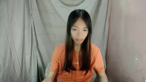 Snapshot of sexy_jeann chatting on December 1, 2025, 1:32 am Shane online show from December 1, 2025, 1:32 am