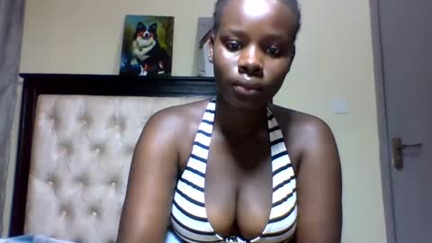 sexy online show from January 26, 2025, 1:36 pm