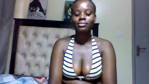 sexy online show from March 11, 2025, 7:04 am
