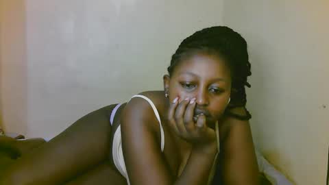 sexy_latasha online show from October 22, 2025, 3:29 am