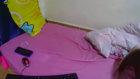 Winnie online show from December 16, 2025, 7:24 am