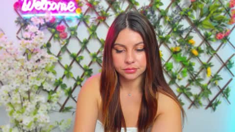 Lily online show from October 27, 2025, 3:49 pm