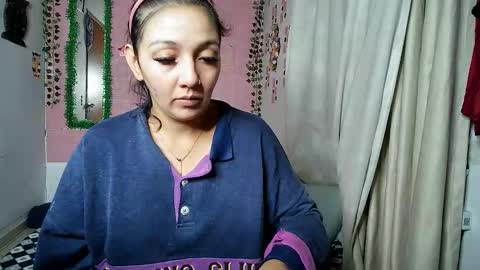 Snapshot of sexy_lolas chatting on October 1, 2025, 2:39 am sexy lolas online show from October 1, 2025, 2:39 am