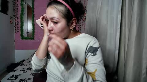 sexy lolas online show from November 11, 2025, 2:11 am