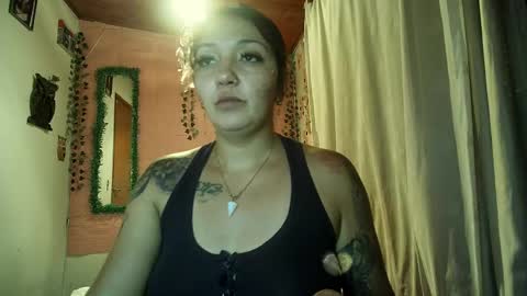 Snapshot of sexy_lolas chatting on April 17, 2026, 12:24 am sexy lolas online show from April 17, 2026, 12:24 am