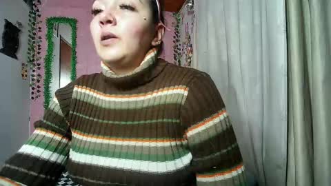 Snapshot of sexy_lolas chatting on April 26, 2026, 1:14 am sexy lolas online show from April 26, 2026, 1:14 am