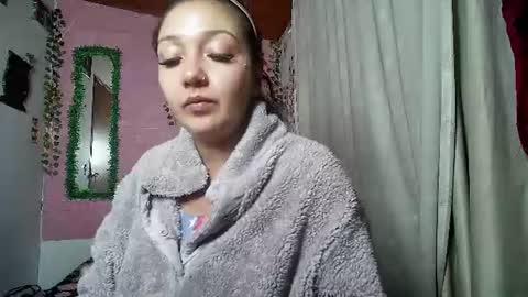 sexy lolas online show from June 14, 2026, 2:24 am