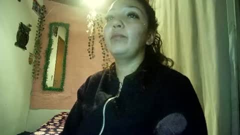 sexy lolas online show from June 18, 2026, 12:33 am