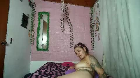 sexy lolas online show from June 25, 2026, 1:27 am