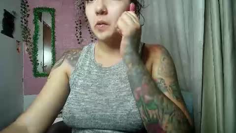 sexy lolas online show from July 28, 2026, 12:18 am
