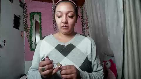 sexy lolas online show from July 29, 2026, 5:49 am
