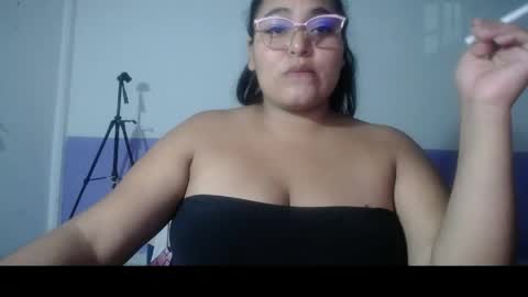SIRENA LOVE online show from May 19, 2026, 5:03 am