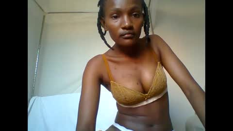 Snapshot of sexy_lucy012 chatting on January 15, 2025, 3:18 pm sexy_lucy012 online show from January 15, 2025, 3:18 pm