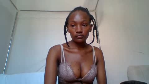 Snapshot of sexy_lucy012 chatting on January 22, 2025, 11:12 am sexy_lucy012 online show from January 22, 2025, 11:12 am
