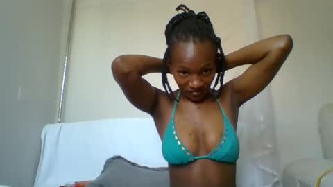Snapshot of sexy_lucy012 chatting on January 24, 2025, 9:06 am sexy_lucy012 online show from January 24, 2025, 9:06 am