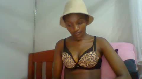 Snapshot of sexy_lucy012 chatting on February 2, 2025, 9:56 pm sexy_lucy012 online show from February 2, 2025, 9:56 pm