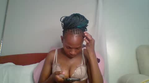 Snapshot of sexy_lucy012 chatting on February 10, 2025, 11:02 pm sexy_lucy012 online show from February 10, 2025, 11:02 pm