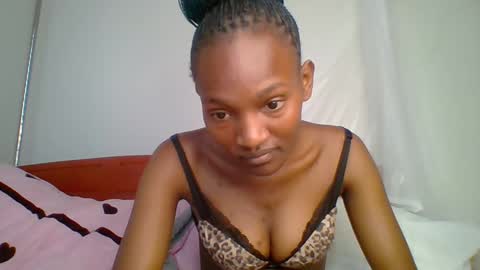 Snapshot of sexy_lucy012 chatting on February 11, 2025, 2:02 pm sexy_lucy012 online show from February 11, 2025, 2:02 pm