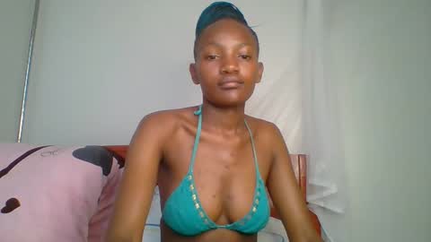 Snapshot of sexy_lucy012 chatting on February 19, 2025, 10:34 am sexy_lucy012 online show from February 19, 2025, 10:34 am