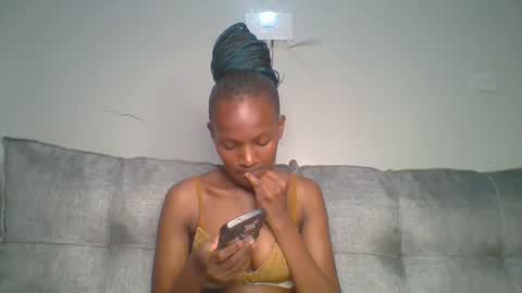 Snapshot of sexy_lucy012 chatting on February 23, 2025, 11:25 pm sexy_lucy012 online show from February 23, 2025, 11:25 pm