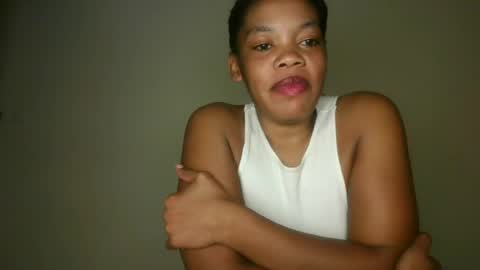 sexy_lyna online show from August 3, 2026, 11:59 am