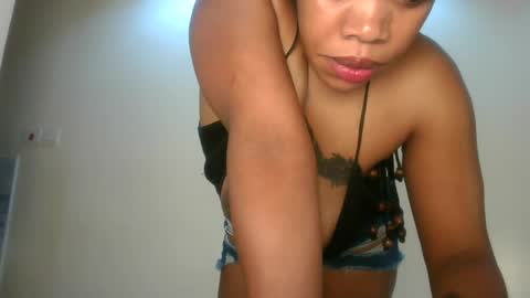 sexy_lyna online show from August 4, 2026, 2:30 pm