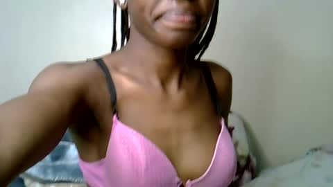 Snapshot of sexy_marrie chatting on July 14, 2026, 6:57 pm marie online show from July 14, 2026, 6:57 pm