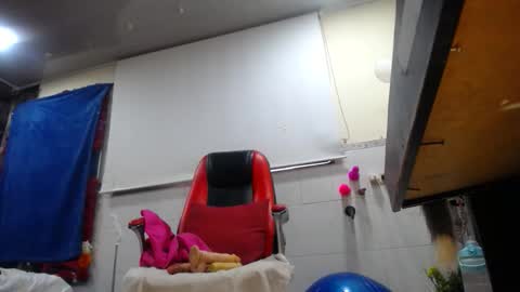 MARIPOSA online show from December 14, 2025, 11:48 am