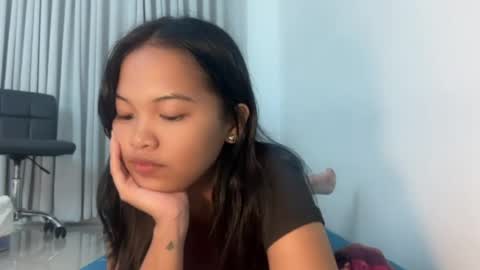 sexy_maye online show from June 25, 2026, 4:11 pm