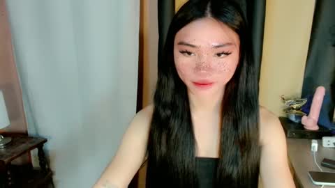 Snapshot of sexy_mikaxoxo chatting on January 24, 2025, 1:56 am mika online show from January 24, 2025, 1:56 am