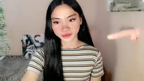 Snapshot of sexy_mikaxoxo chatting on January 28, 2025, 9:51 am mika online show from January 28, 2025, 9:51 am