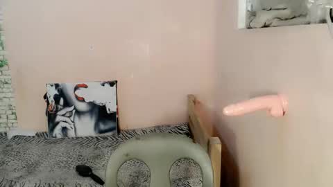 Snapshot of sexy_mikaxoxo chatting on February 2, 2025, 12:30 am mika online show from February 2, 2025, 12:30 am