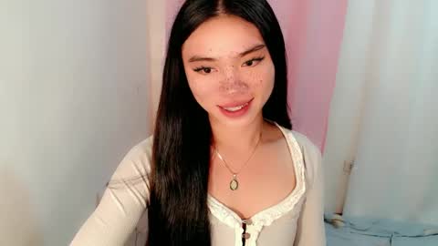 Snapshot of sexy_mikaxoxo chatting on February 19, 2025, 7:59 pm mika online show from February 19, 2025, 7:59 pm