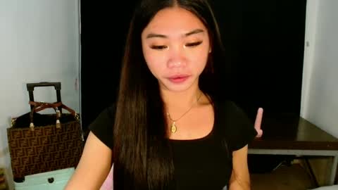 Snapshot of sexy_mikaxoxo chatting on February 23, 2025, 1:02 am mika online show from February 23, 2025, 1:02 am