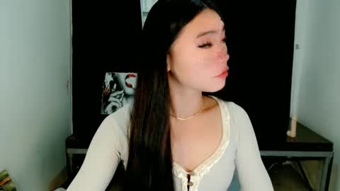Snapshot of sexy_mikaxoxo chatting on February 27, 2025, 9:11 am mika online show from February 27, 2025, 9:11 am