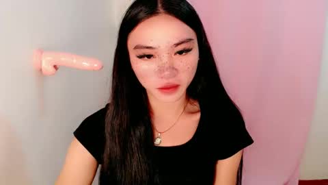 Snapshot of sexy_mikaxoxo chatting on March 1, 2025, 5:42 am mika online show from March 1, 2025, 5:42 am