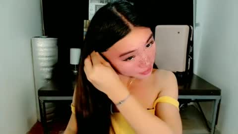 Snapshot of sexy_mikaxoxo chatting on March 10, 2025, 4:25 pm mika online show from March 10, 2025, 4:25 pm