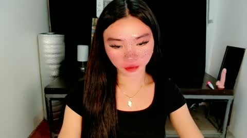 Snapshot of sexy_mikaxoxo chatting on March 11, 2025, 5:57 pm mika online show from March 11, 2025, 5:57 pm