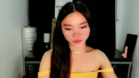Snapshot of sexy_mikaxoxo chatting on March 12, 2025, 4:51 am mika online show from March 12, 2025, 4:51 am