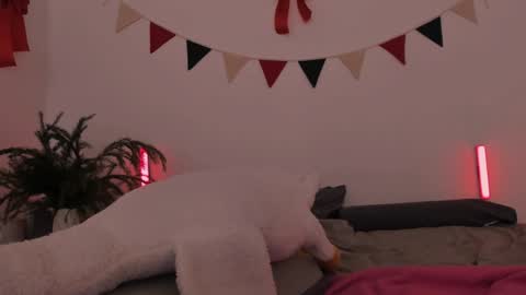 Snapshot of sexy_misses19 chatting on January 8, 2025, 4:22 pm Ellie Mia online show from January 8, 2025, 4:22 pm