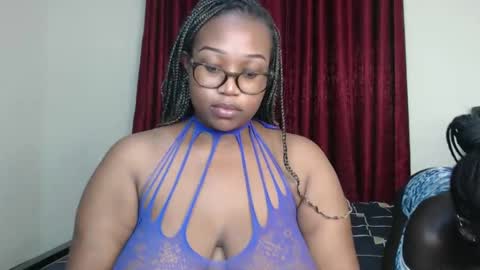 sexy online show from October 27, 2025, 9:19 pm