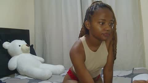 Snapshot of sexy_moh1 chatting on October 24, 2025, 4:09 am sexy_moh1 online show from October 24, 2025, 4:09 am