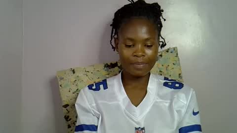Molyne online show from February 27, 2026, 1:55 pm